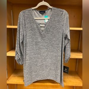 NWT Fortune & Ivy top